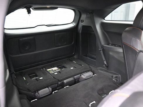 Used 2023 Toyota Sienna XSE image 14