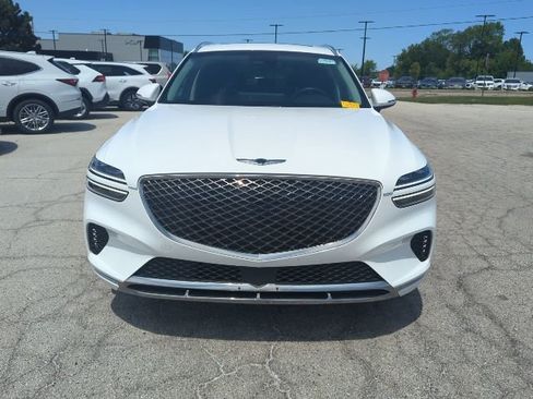 Used 2023 Genesis GV70 2.5T w/ Select Package AWD/4WD image 15