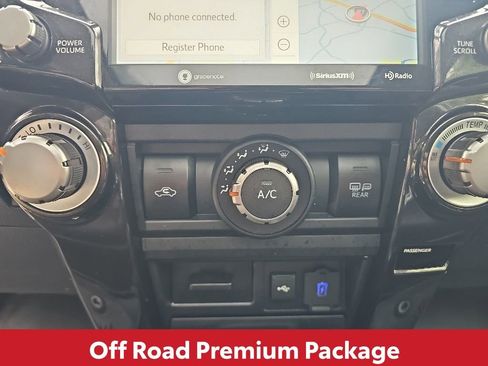 Used 2023 Toyota 4Runner TRD Off-Road Premium w/ Moonroof Package AWD/4WD image 20