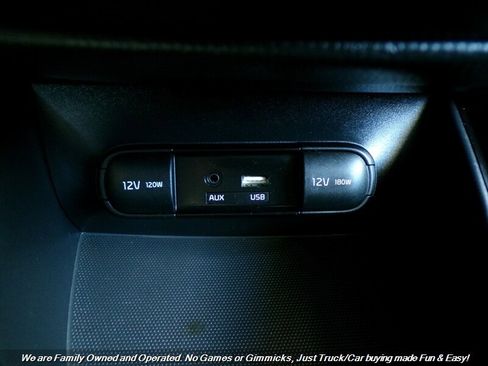 Used 2015 Kia Soul FWD image 36