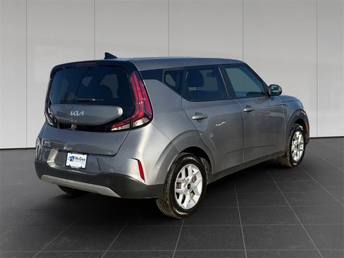 Used 2023 Kia Soul LX w/ Option Group 015 image 5