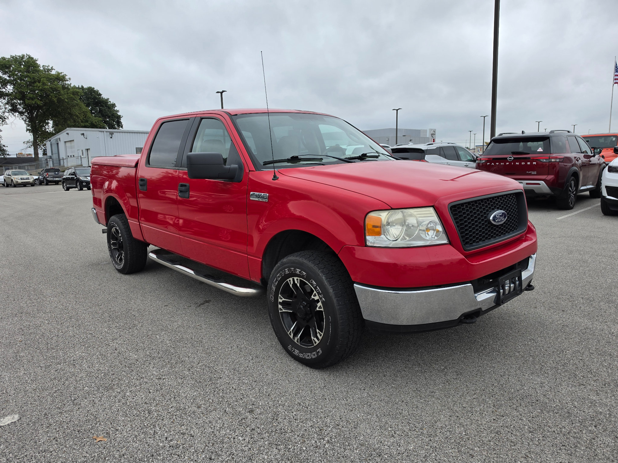 Used 2005 Ford F150 XLT AWD/4WD image 4
