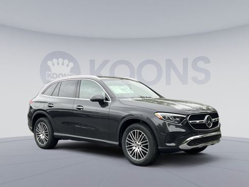 New 2026 Mercedes-Benz GLC 300 4MATIC image 2
