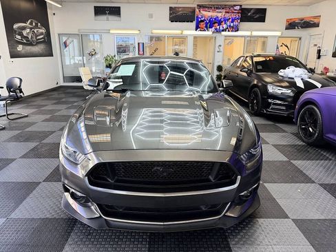 Used 2017 Ford Mustang GT w/ GT Performance Package RWD image 2