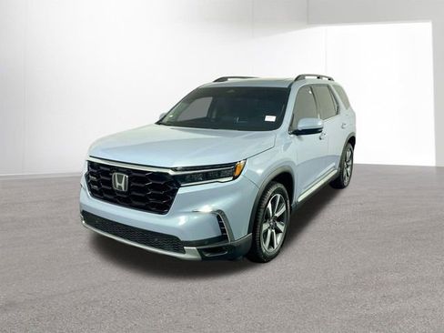 Used 2024 Honda Pilot Touring image 24