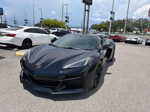 Used 2026 Chevrolet Corvette Z06 RWD image 2