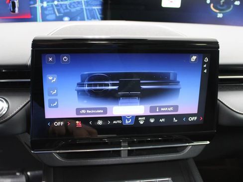 New 2026 Lincoln Nautilus Reserve w/ Jet Appearance Package image 50