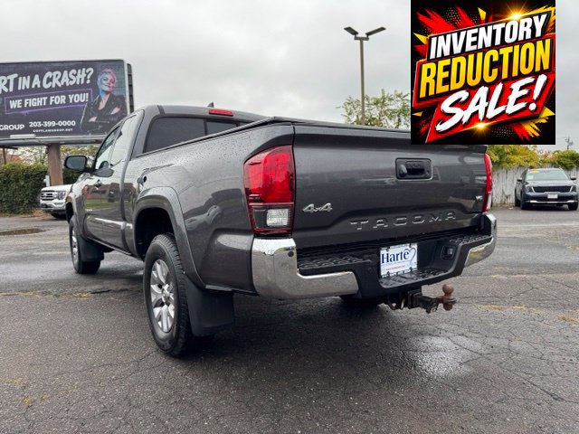 Used 2018 Toyota Tacoma SR5 AWD/4WD image 26