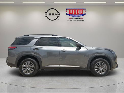 Certified 2024 Nissan Pathfinder SV AWD/4WD image 2