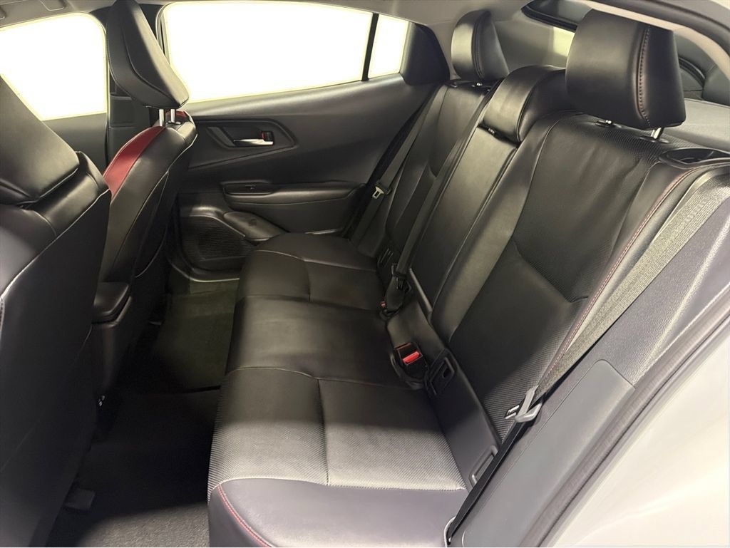 Used 2023 Toyota Prius Prime FWD image 10