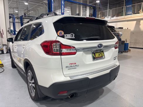 Used 2020 Subaru Ascent Limited w/ Technology Package AWD/4WD image 4