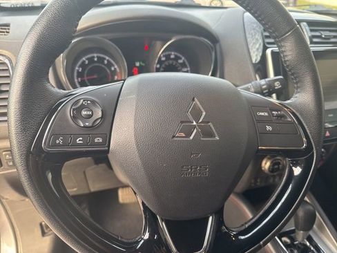 Used 2023 Mitsubishi Outlander Sport SE image 34