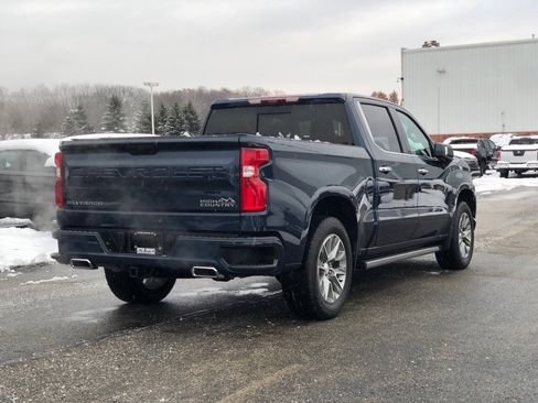 Used 2020 Chevrolet Silverado 1500 High Country w/ Technology Package image 6