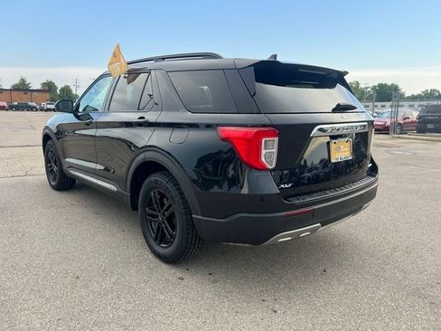 Certified 2023 Ford Explorer XLT w/ Equipment Group 202A AWD/4WD image 26