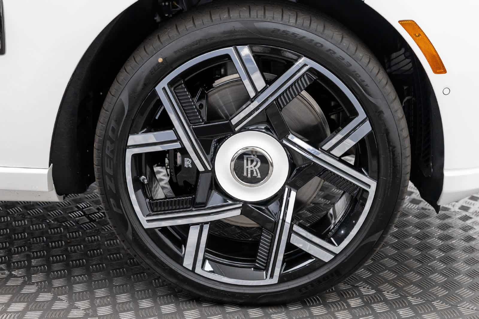 New 2027 Rolls-Royce Cullinan Black Badge AWD/4WD image 57