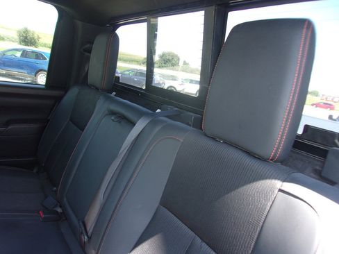 Used 2021 Nissan Titan PRO-4X w/ Off Road Protection Package AWD/4WD image 18