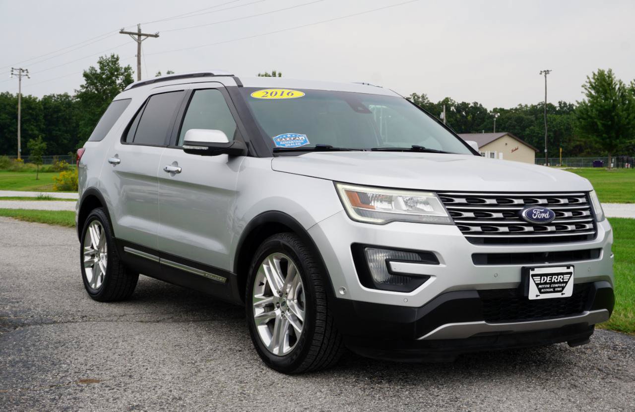 Used 2016 Ford Explorer Limited w/ Equipment Group 301A FWD image 4