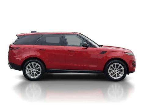 Used 2025 Land Rover Range Rover Sport SE image 9