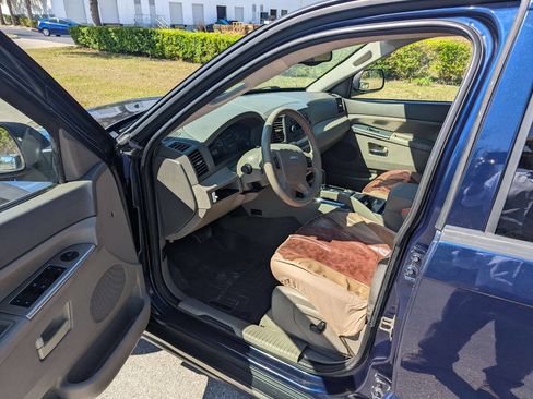 Used 2006 Jeep Grand Cherokee Laredo image 9