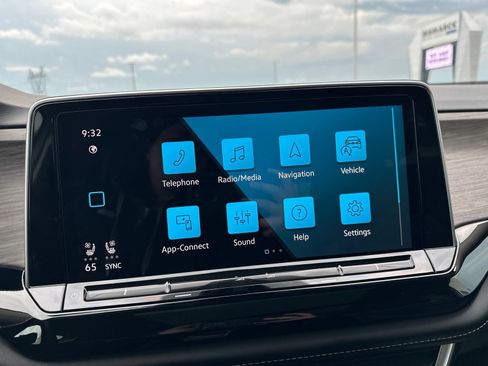 Certified 2024 Volkswagen Atlas SEL AWD/4WD image 60