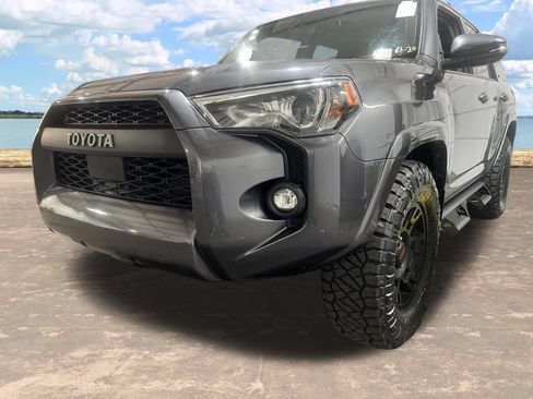 Used 2022 Toyota 4Runner SR5 Premium AWD/4WD image 12