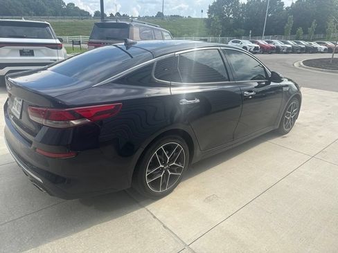 Used 2020 Kia Optima SE FWD image 3
