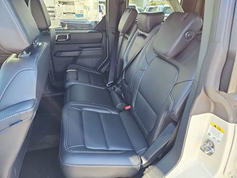 New 2025 Ford Bronco Outer Banks image 16