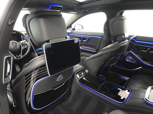 Used 2024 Mercedes-Benz Maybach S 580 4MATIC image 31