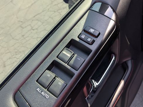 Used 2023 Toyota 4Runner TRD Off-Road Premium w/ Moonroof Package AWD/4WD image 16