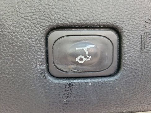 Used 2019 Ford Edge ST AWD/4WD image 16