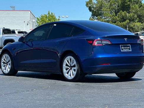 Used 2023 Tesla Model 3 Standard Range RWD image 7