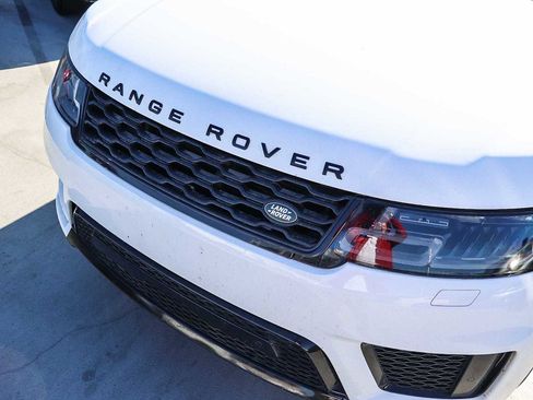 Used 2018 Land Rover Range Rover Sport HSE Dynamic image 8