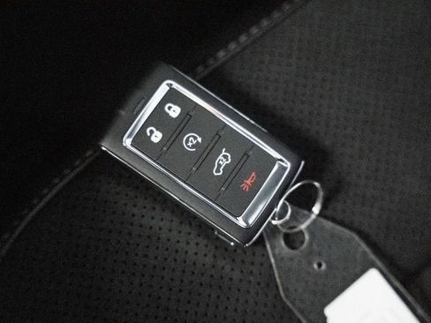 New 2025 Jeep Grand Cherokee image 42