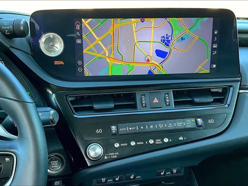Used 2022 Lexus ES 350 w/ Premium Package FWD image 6