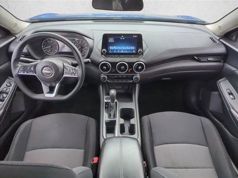 Used 2024 Nissan Sentra SV image 17