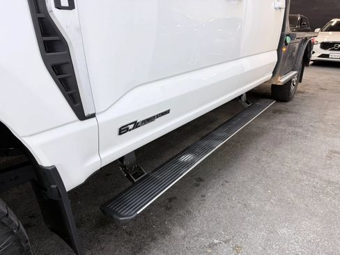 Used 2023 Ford F250 Lariat w/ Lariat Ultimate Package AWD/4WD image 7