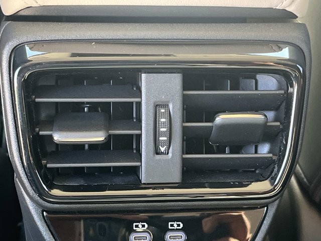 Certified 2023 Lexus RZ 450e Premium w/ Accessory Package (Z1) AWD/4WD image 18