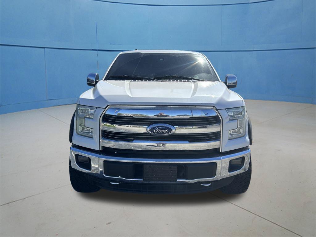 Used 2015 Ford F150 Lariat w/ Equipment Group 502A Luxury AWD/4WD image 4