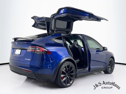 Used 2019 Tesla Model X Performance AWD/4WD image 7