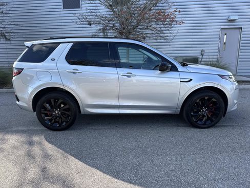 Certified 2025 Land Rover Discovery Sport S image 5