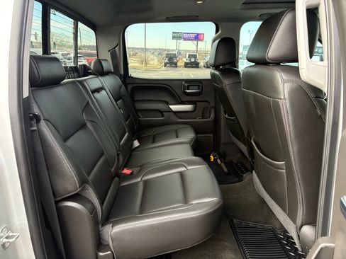 Used 2018 Chevrolet Silverado 1500 LTZ Z71 w/ LPO, Black Pack image 19