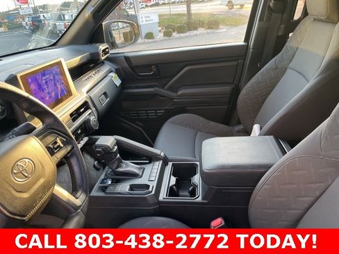 Used 2025 Toyota Tacoma SR image 8