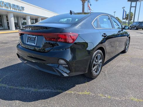 Used 2024 Kia Forte LXS FWD image 6