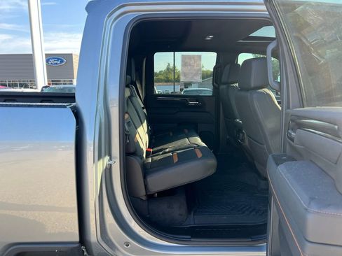 Used 2025 GMC Sierra 3500 AT4 w/ AT4 Premium Plus Package image 20