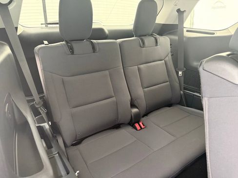 New 2025 Ford Explorer Active image 19