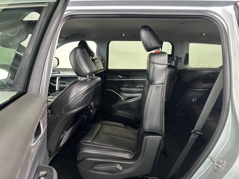 Used 2021 Jeep Grand Cherokee L Limited image 25