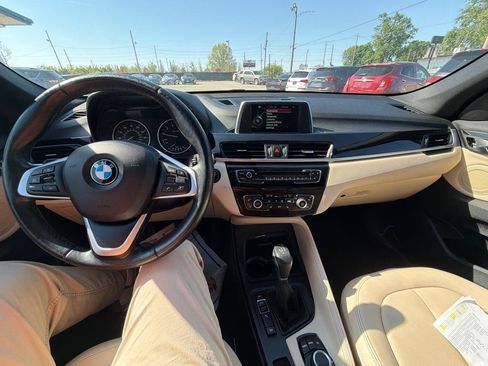 Used 2017 BMW X1 xDrive28i AWD/4WD image 11