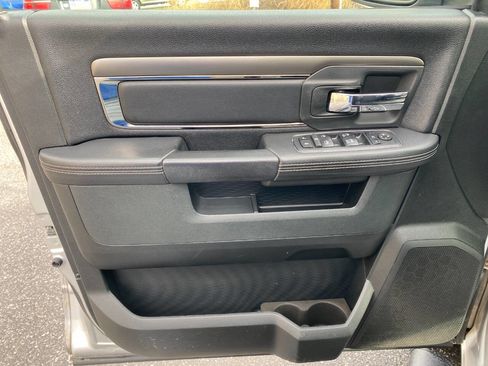 Used 2017 RAM 1500 Sport image 11