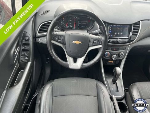 Used 2022 Chevrolet Trax LT w/ Driver Confidence Package AWD/4WD image 13