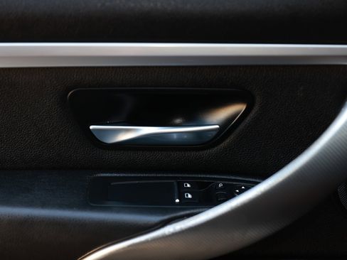 Used 2019 BMW 440i Coupe w/ M Sport Package image 47